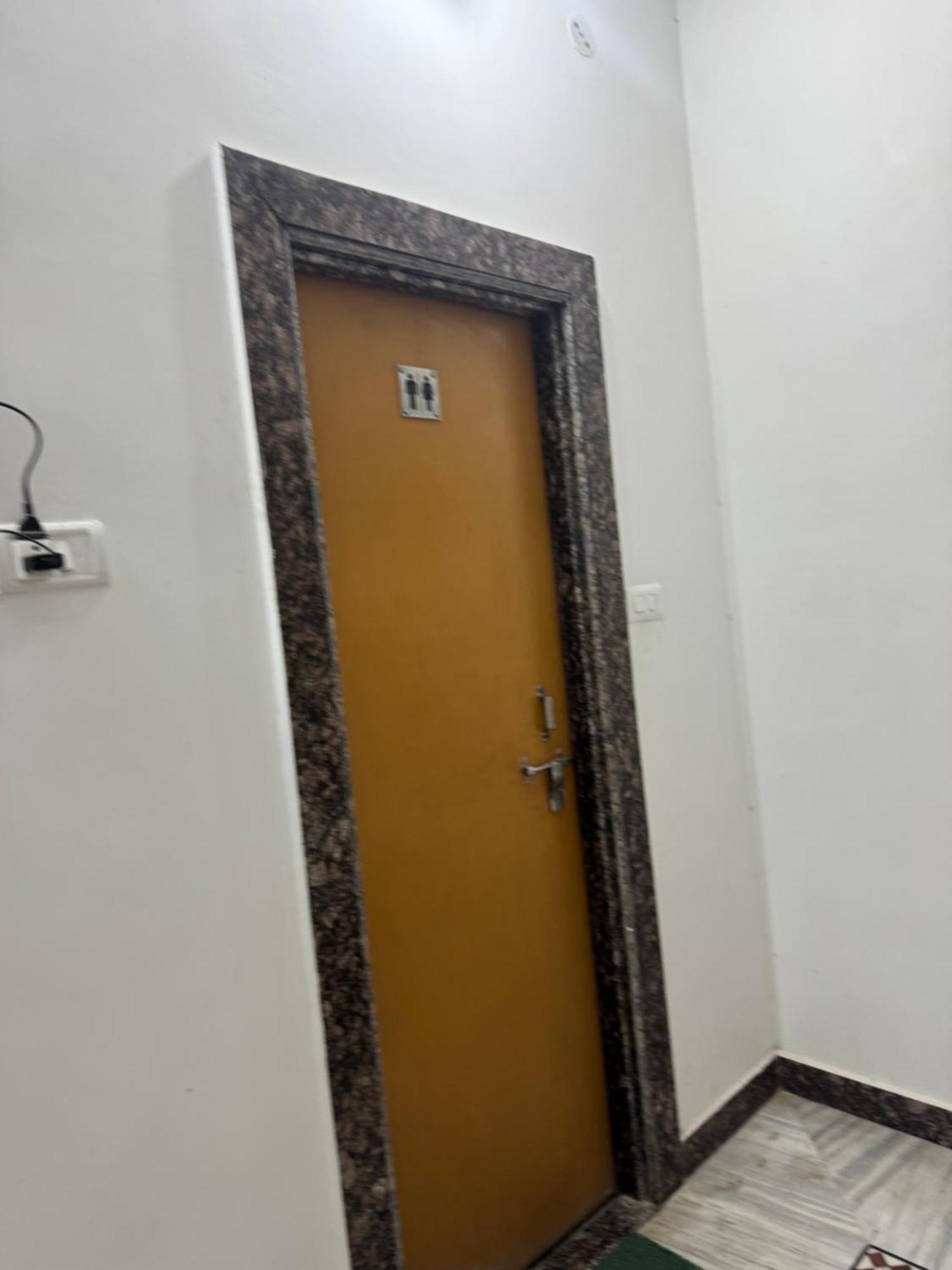 Ramaya Home Stay Varanasi Exterior photo